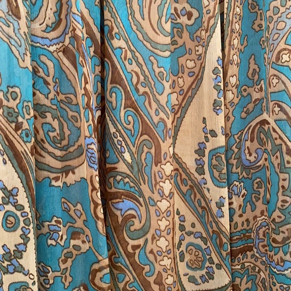 Beautiful maxi dress - Picture 3 of 9